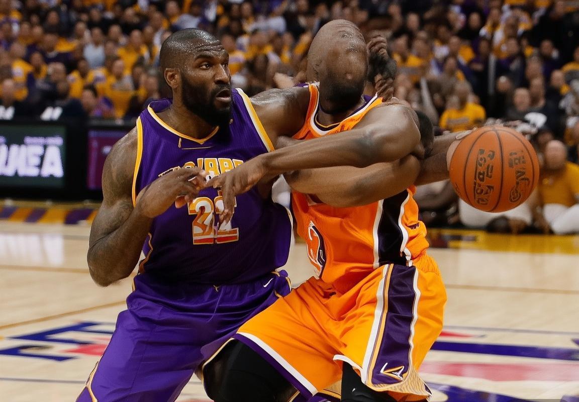 湖人热火总决赛对决回顾：詹姆斯戴维斯领军险胜(图1)