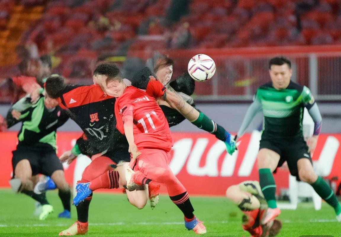 2020中超巅峰对决：恒大苏宁之战回顾与影响(图2)